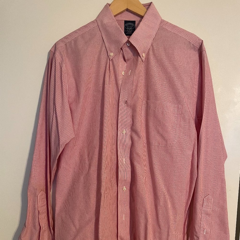 Brooks Brothers non-iron Button Down Oxford size 16.5/34-35